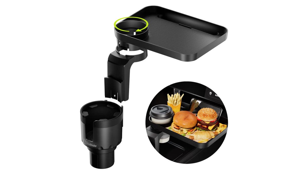 Get quick access to your drinks and snacks.