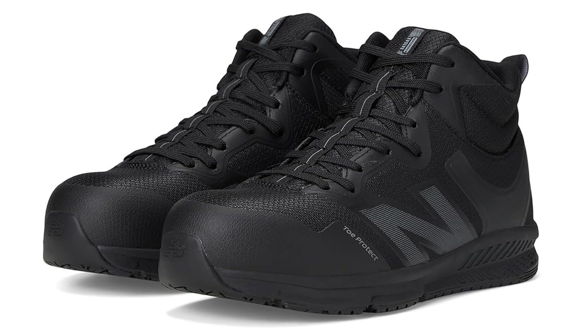 The composite toe protects your feet without weighing you down. 