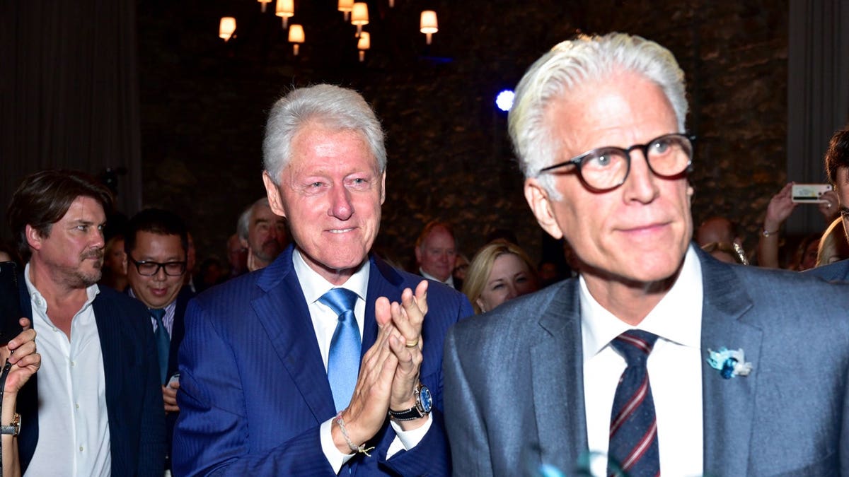 Bill Clinton and Ted Danson attend a gala together