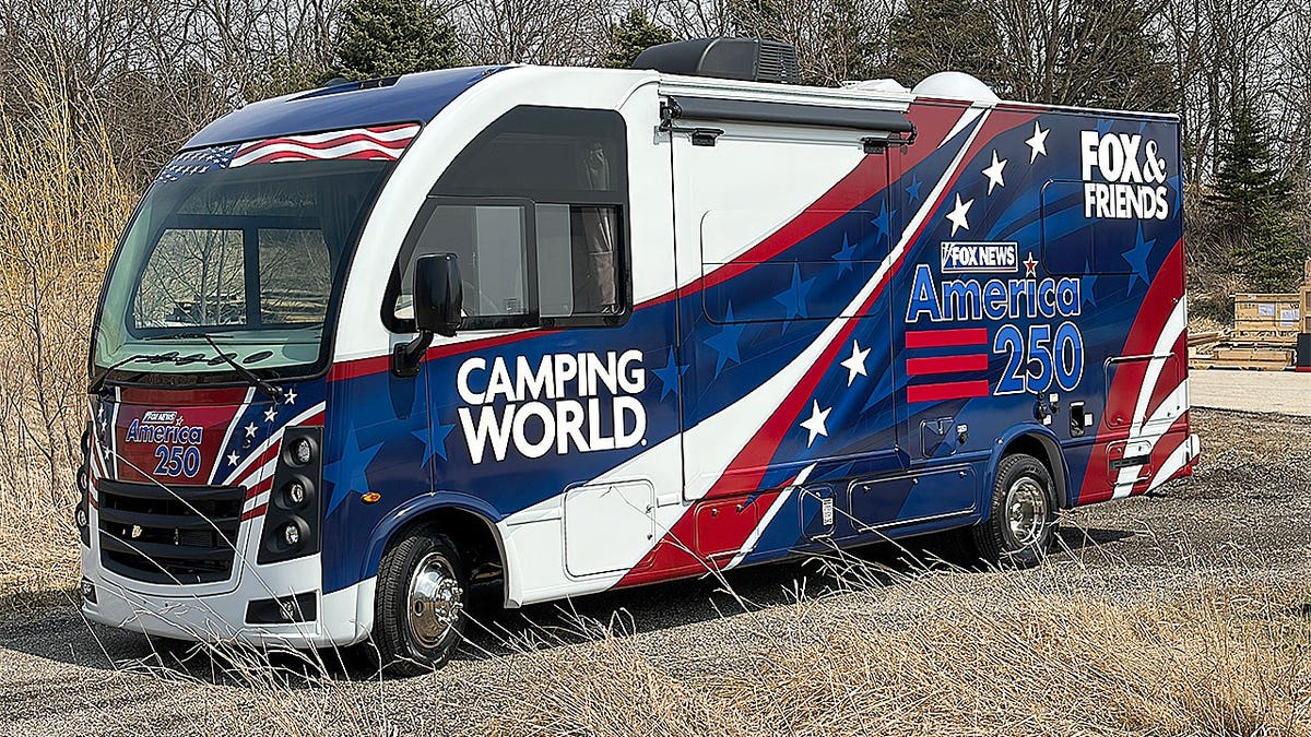 Camping World Freedom Traveler RV