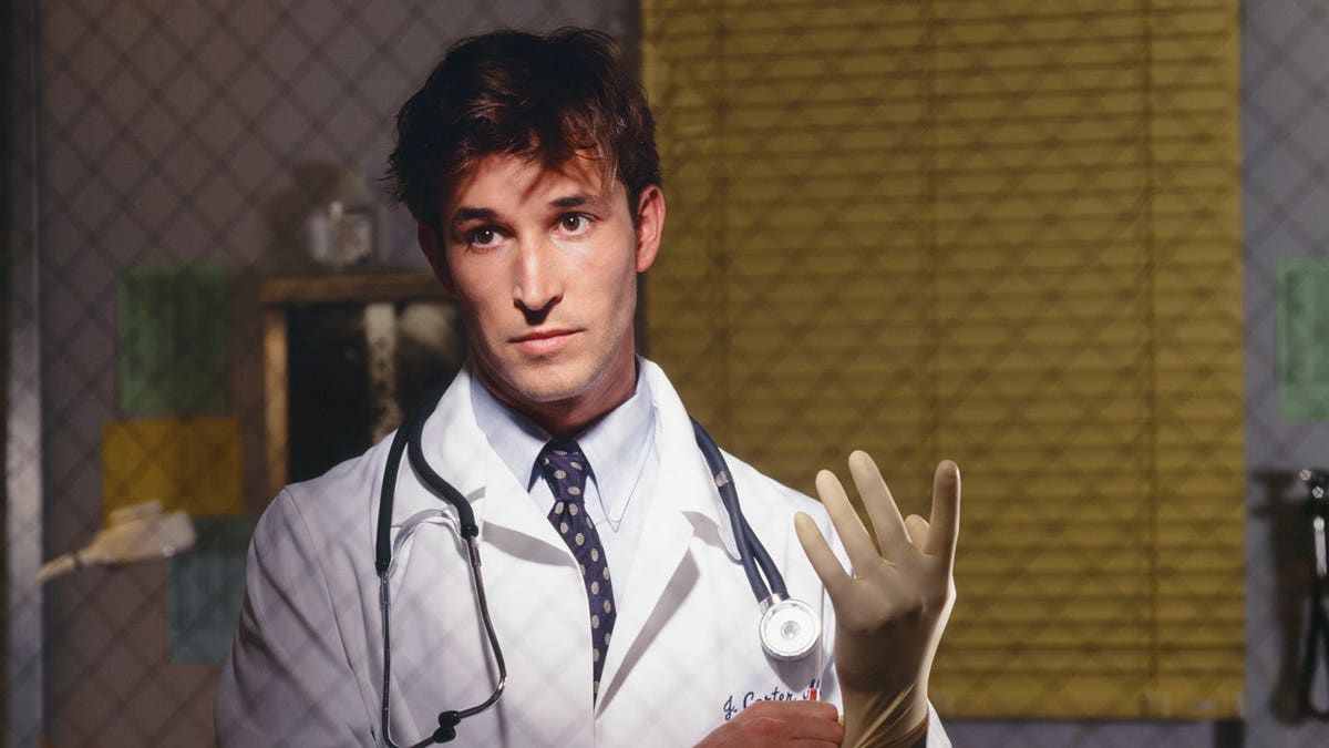 Noah Wyle on the set of ER
