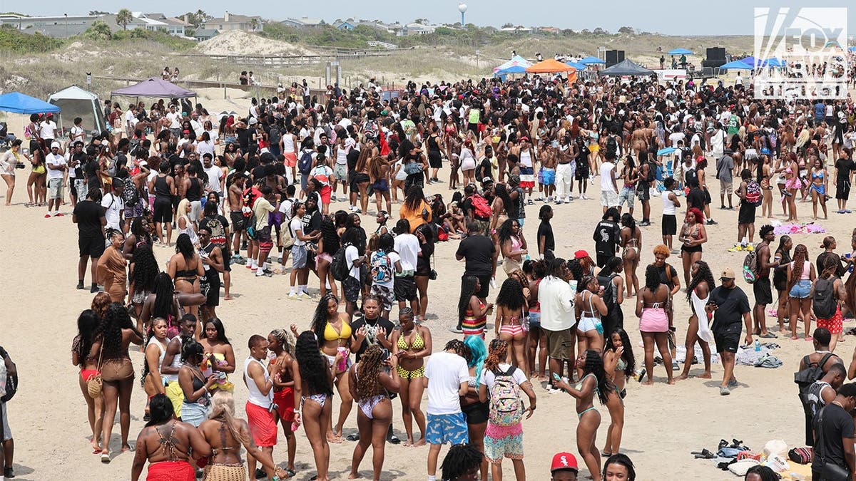 Beach scene at Orange Crush Reloaded