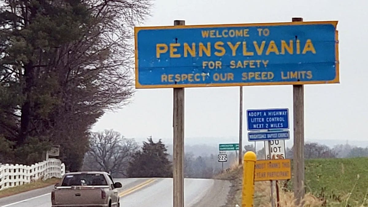Pennsylvania Welcome Sign US 222 Peach Bottom Lancaster