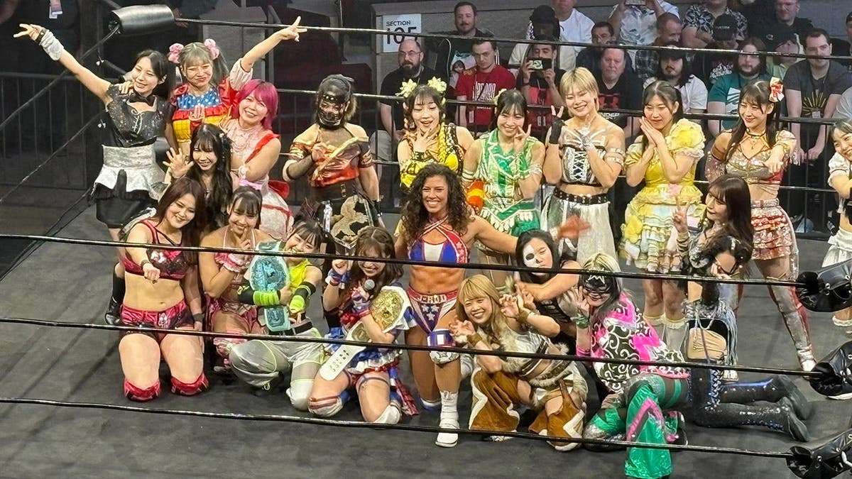Luchadores de Tokyo Joshi en el ring