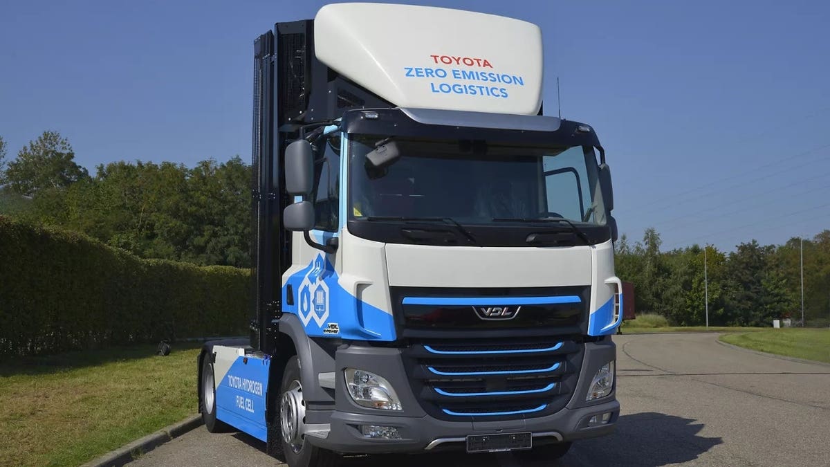 Toyota hydrogen truck