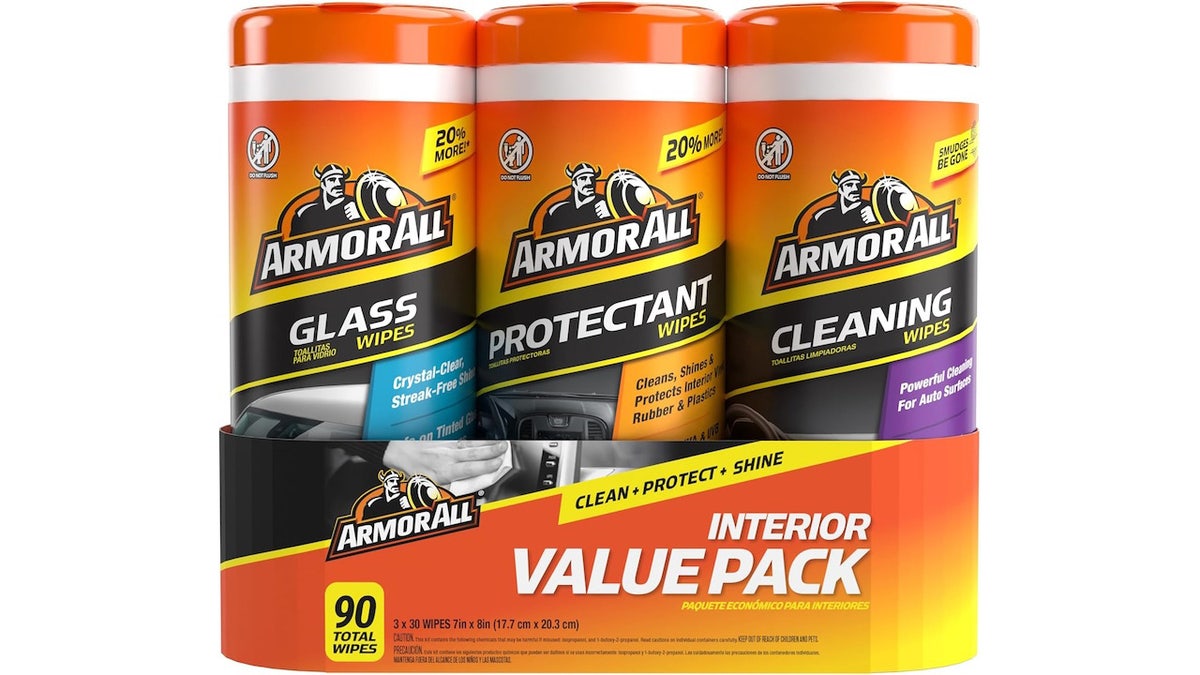 Wipe down glass, leather, vinyl and plastic with this three-pack.