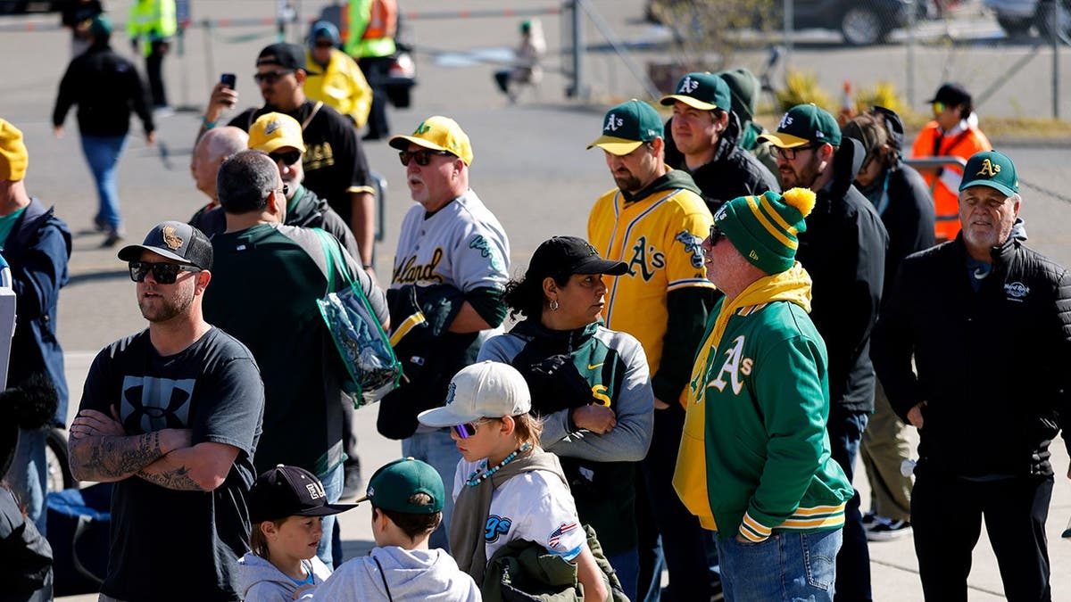 Athletics fans