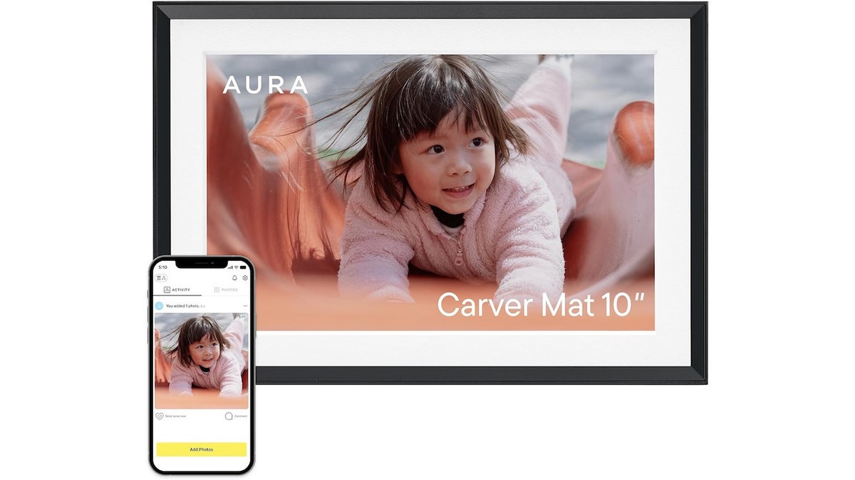 All your family photos can live in one high-tech frame.