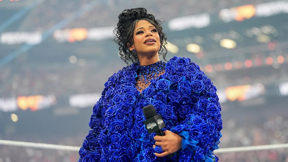 Bianca Belair fazendo sua entrada na WrestleMania 42 no Allegiant Stadium Las Vegas