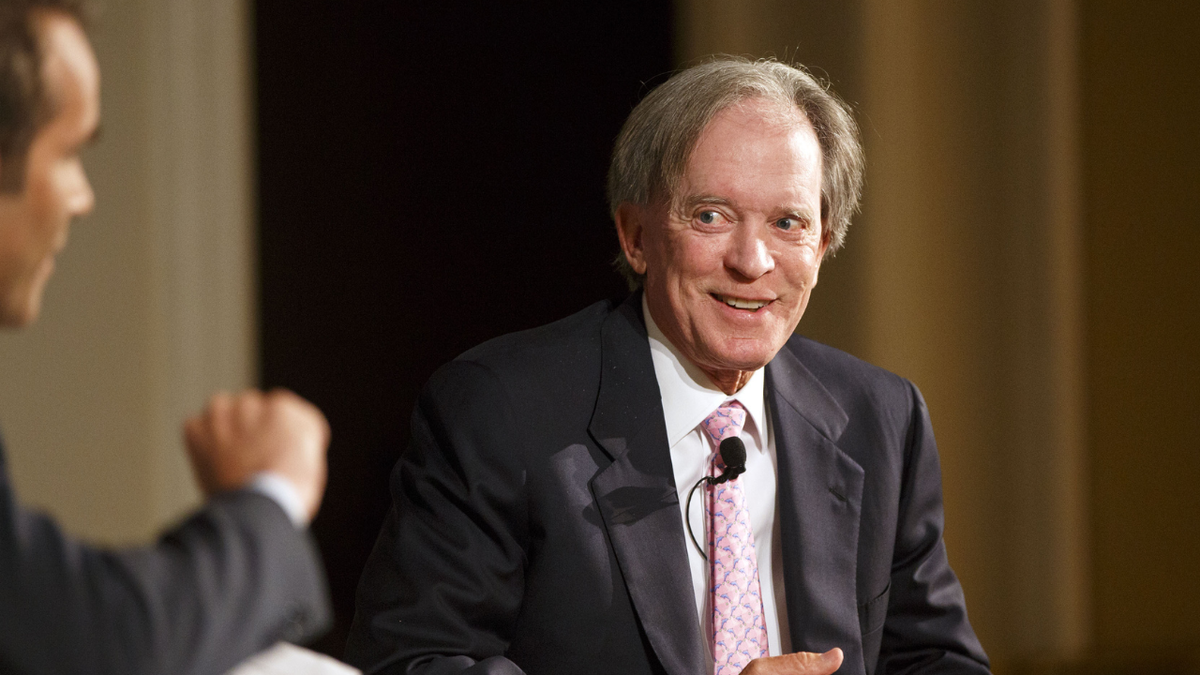 Bill Gross, co-founder of Pacific Investment Management Co. (PIMCO), smiles during the Bloomberg FI16 event in Beverly Hills, California, on Wednesday, May 25, 2016.
