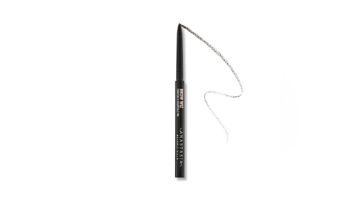 An easy-to-use brow pencil for definition without harsh lines.