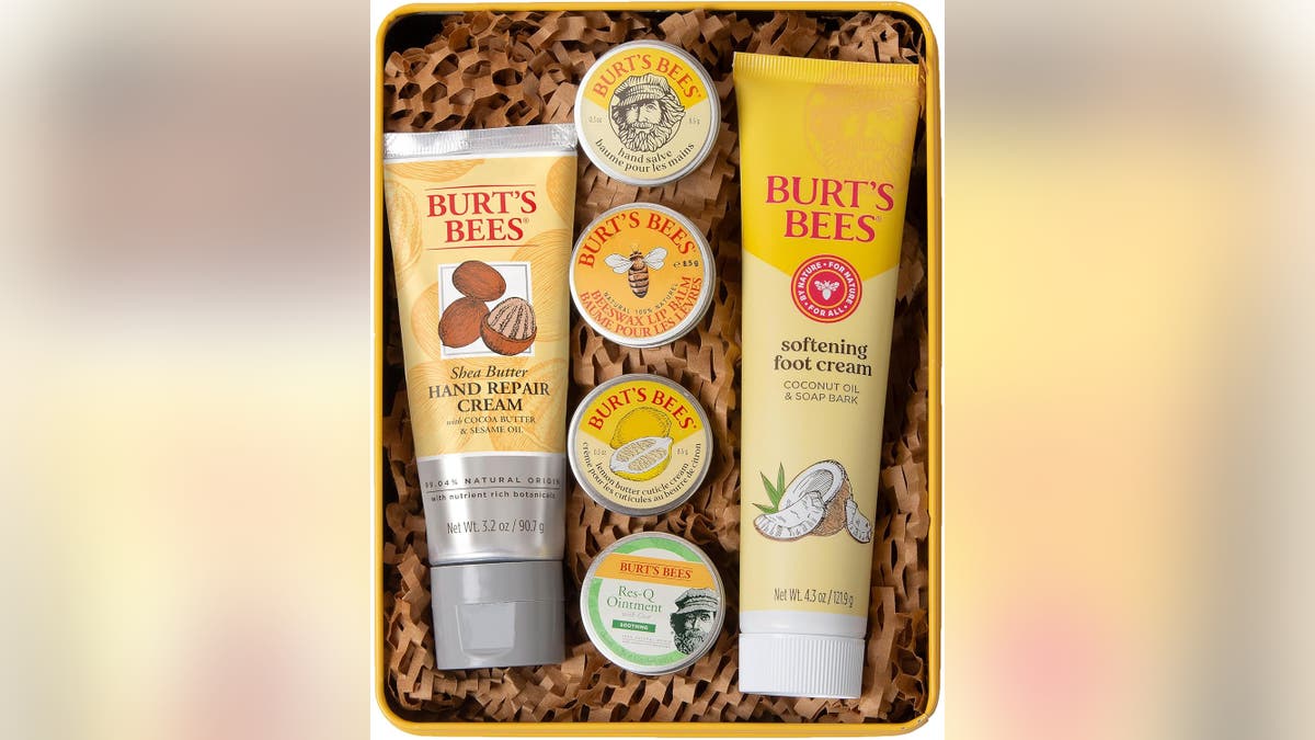 Um conjunto pronto para presentear com itens essenciais para o dia a dia.