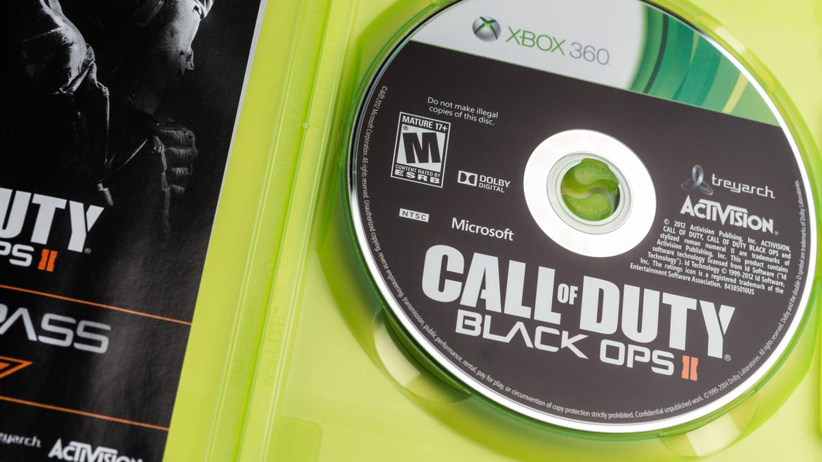 Call of Duty Black Ops II game disc and packaging for Xbox 360.