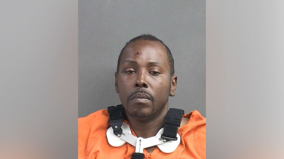 Cory Acree facing charges after fleeing police with child in Daytona Beach Florida