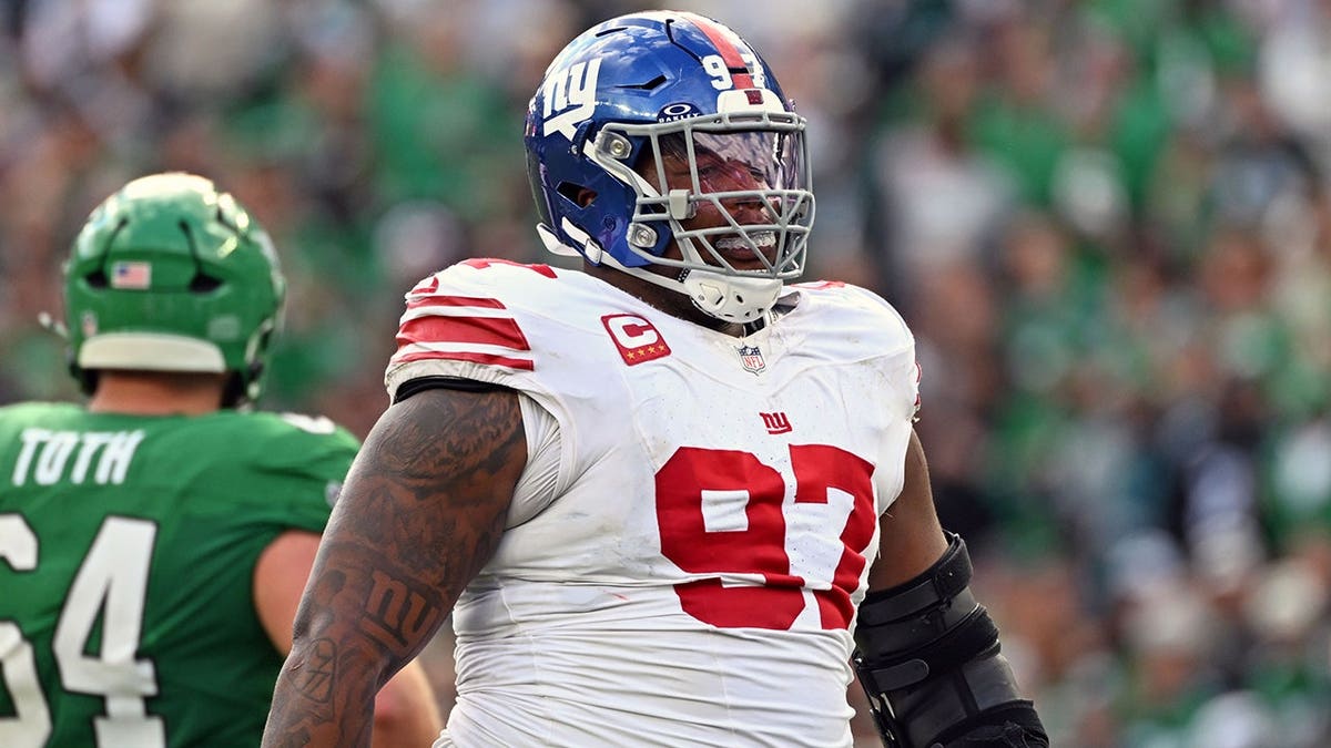 Giants’ Dexter Lawrence requests trade as contract negotiations get stagnant: reports