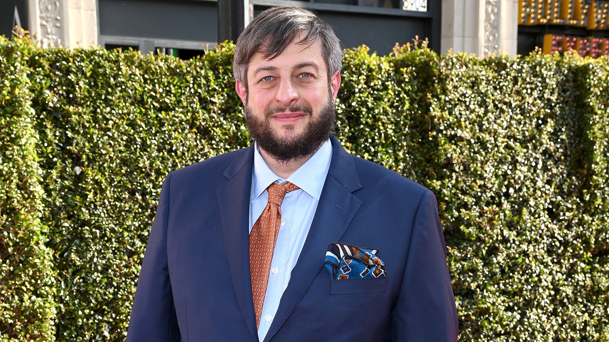 Eugene Mirman na estreia em Los Angeles de "O filme Bob's Burgers" em maio de 2022.