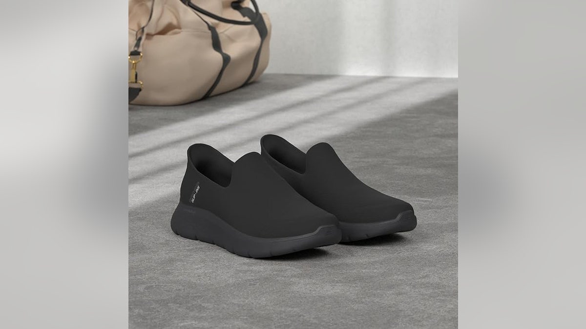 Keep your feet dry with these cooling Skechers.