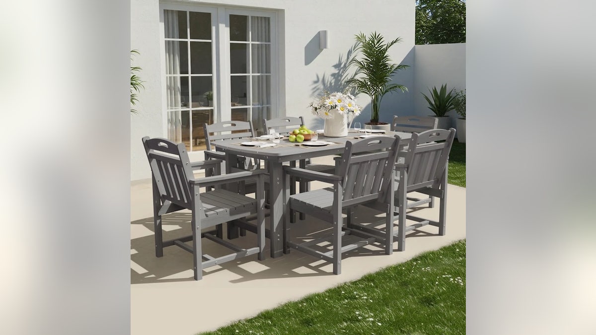 Buy this six-person set for more than half off. 