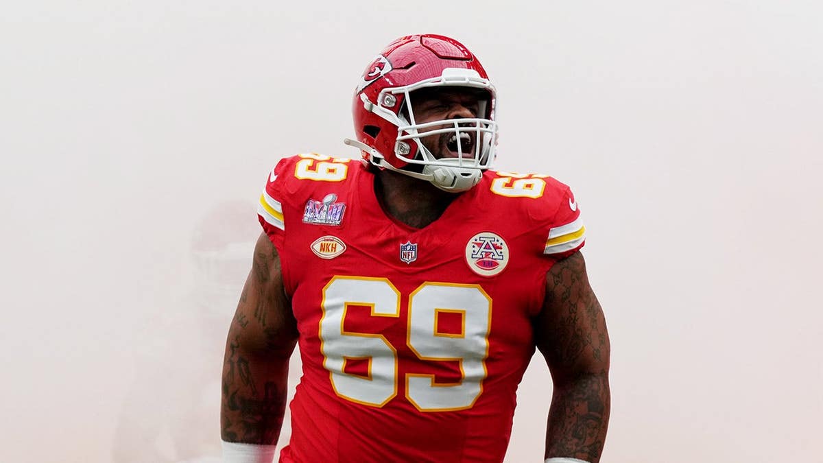 Kansas City Chiefs defensive tackle Mike Pennel Jr. running on the field at Allegiant Stadium