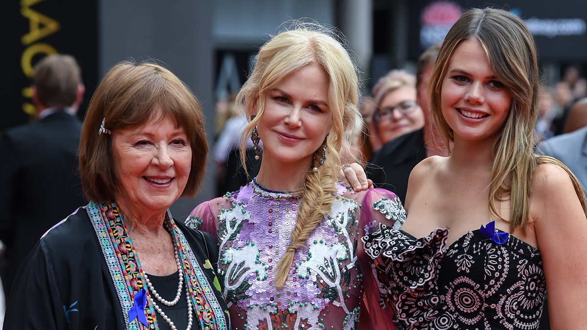 Nicole Kidman and mom, Janelle