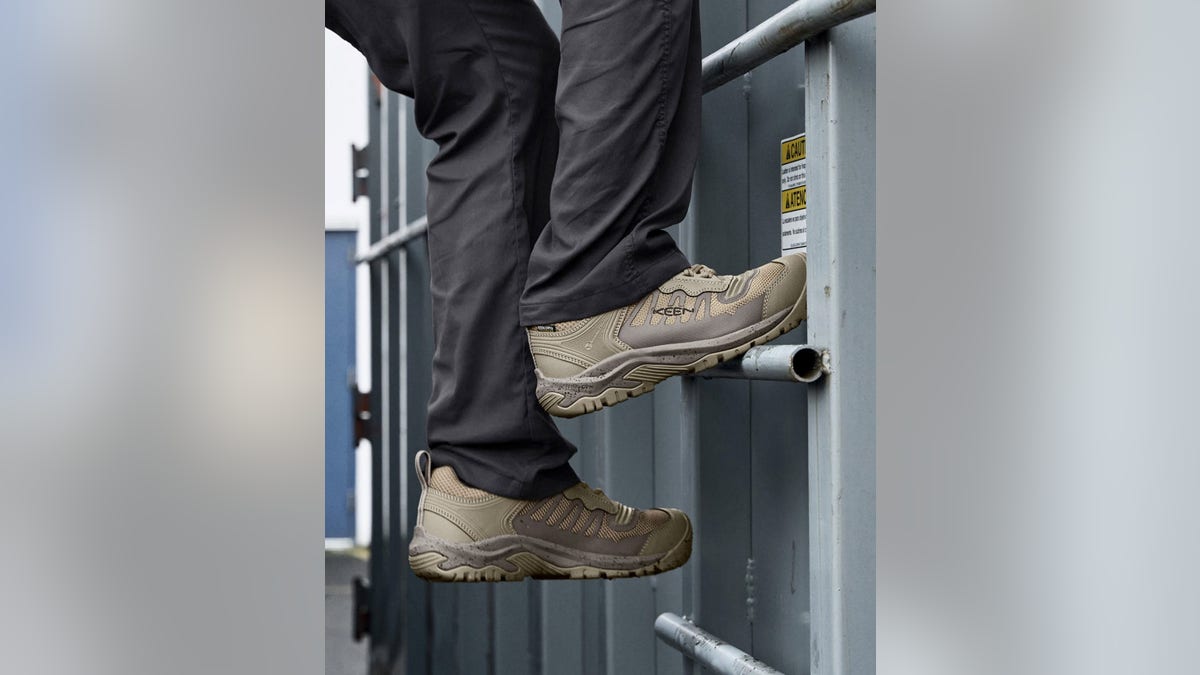 Prevent slips and toe injuries with these shoes.