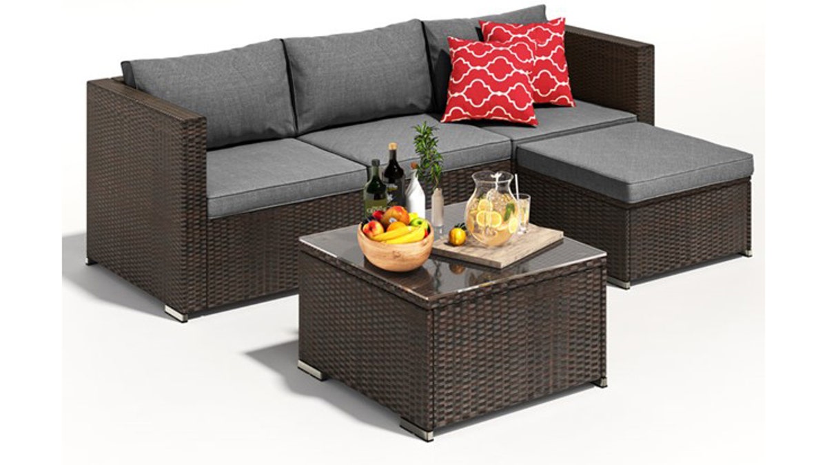 This durable outdoor couch can be arranged in different ways. 