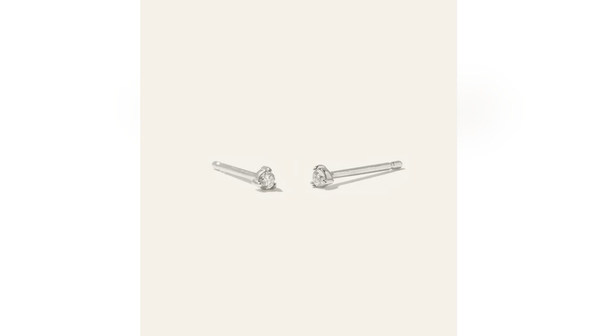 Delicate 14K gold lab-grown diamond studs for less.