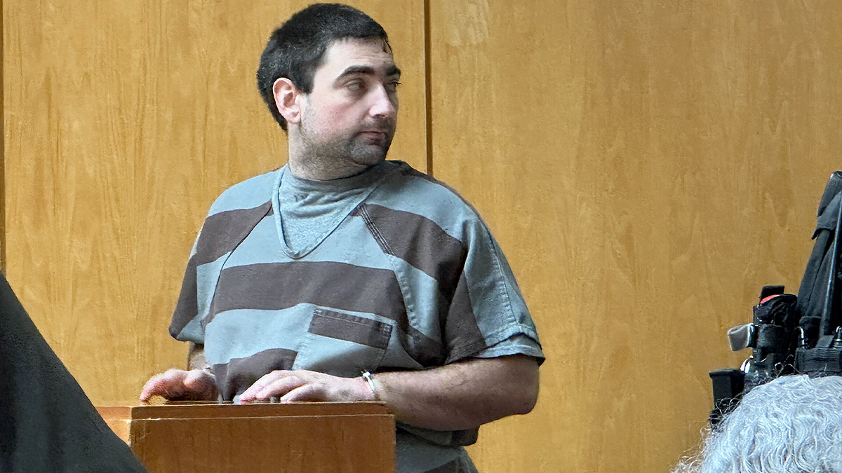 Daniel comparece ante un San Francisco tras el presunto ataque con un cóctel Molotov contra la casa de Sam Altman