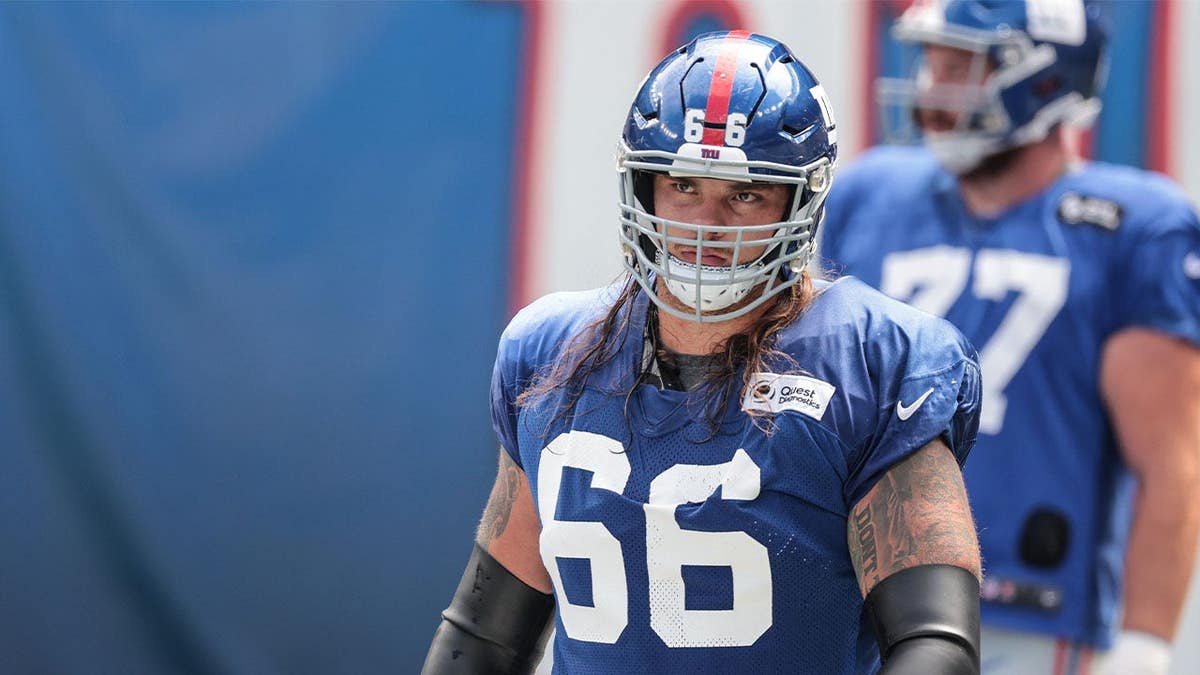 NNew York Giants guard Shane Lemieuxew York Giants guard Shane Lemieux