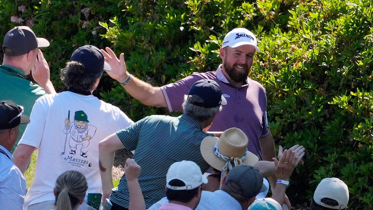 Shane Lowry makes hole-in-one at Masters to suddenly get himself in contention for green jacket