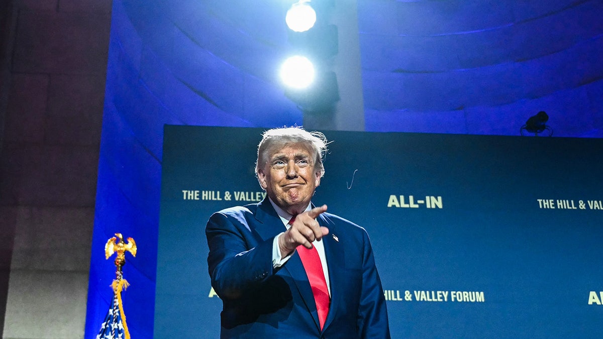 Trump on at a forum on "winning the AI race"