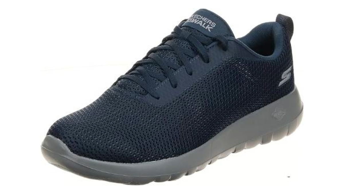 These running shoes keep you comfortable mile after mile.