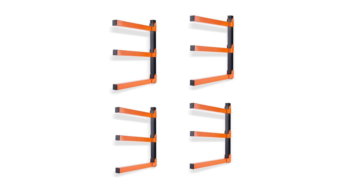 Armazene centenas de quilos de madeira nessas barras de metal.