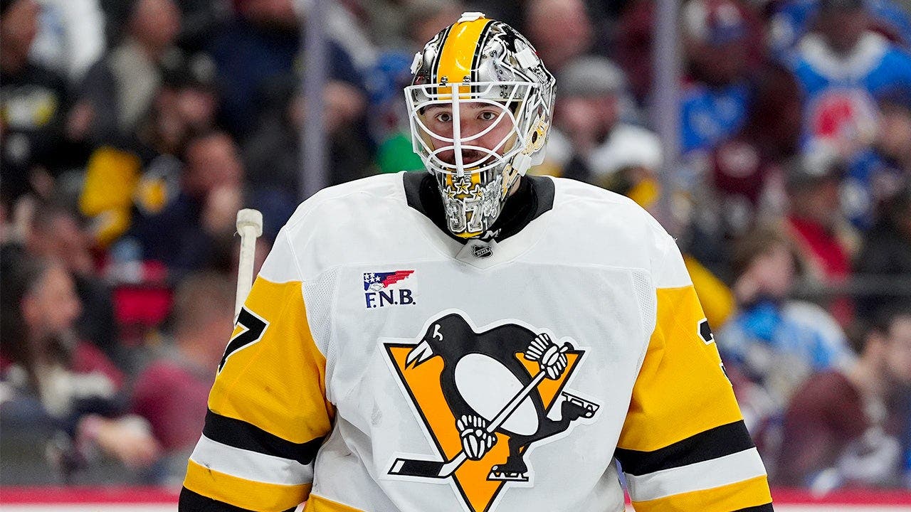 foxnews.com - Matt Reigle - Penguins make massive goalie change, adding an interesting twist to must-win Game 4