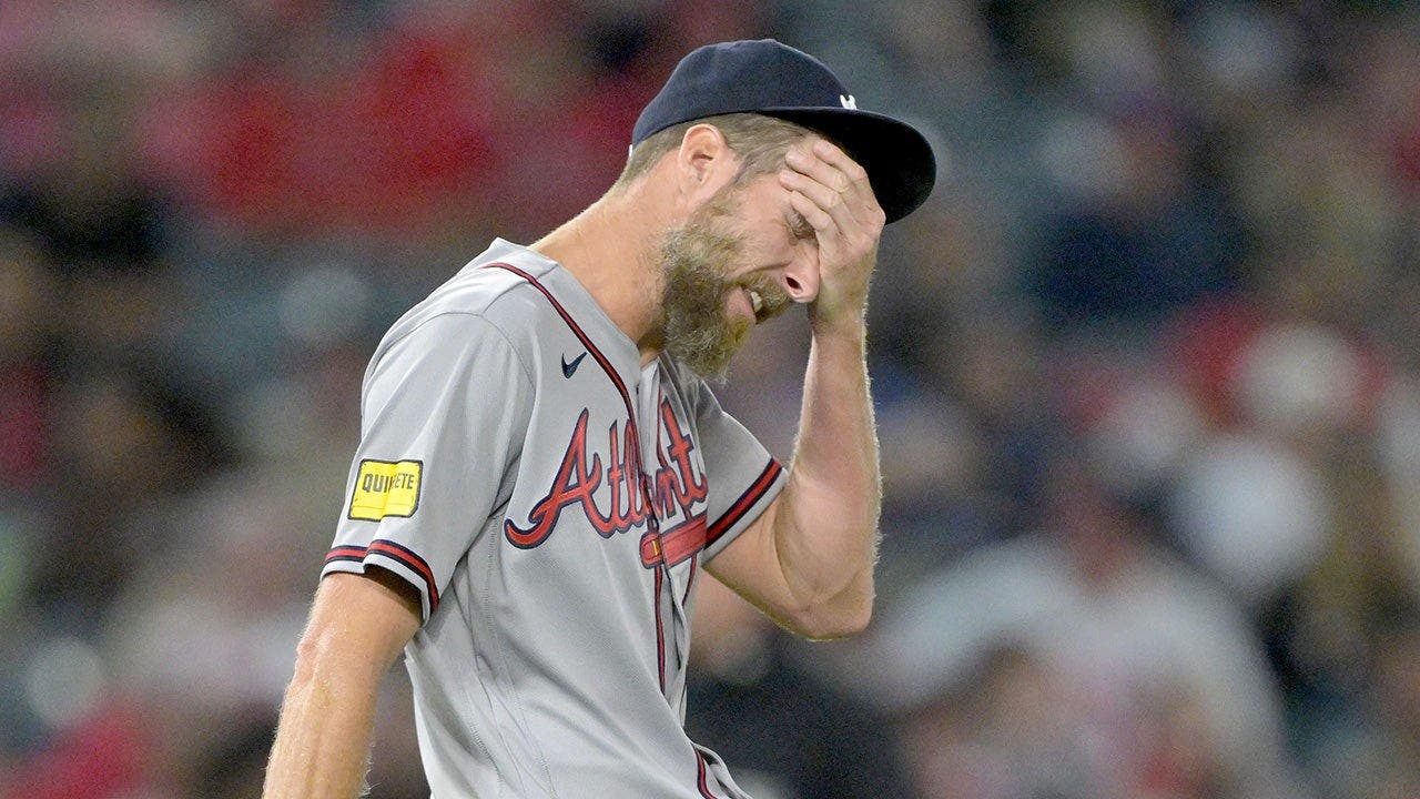 Braves ace Chris Sale slams baseball against his head after walking the  bases loaded in wild scene
