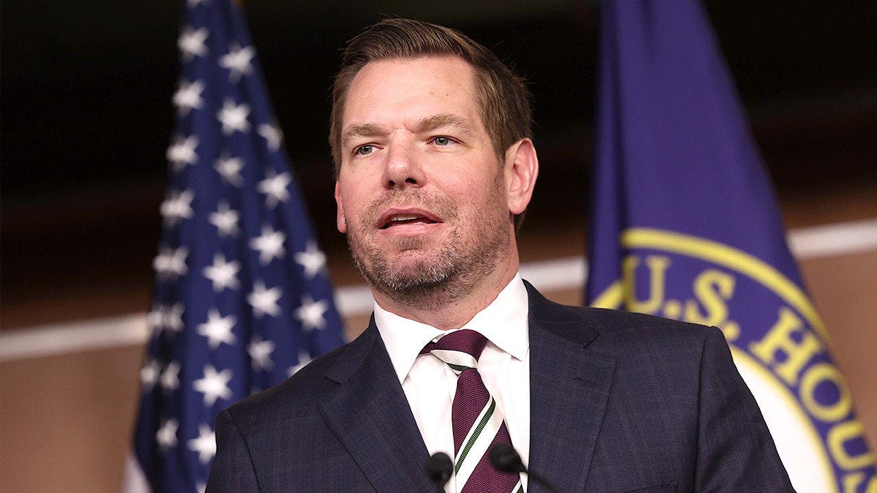 foxnews.com - Michael Ruiz - Eric Swalwell campaign paid hotel where accuser Lonna Drewes claims assault took place