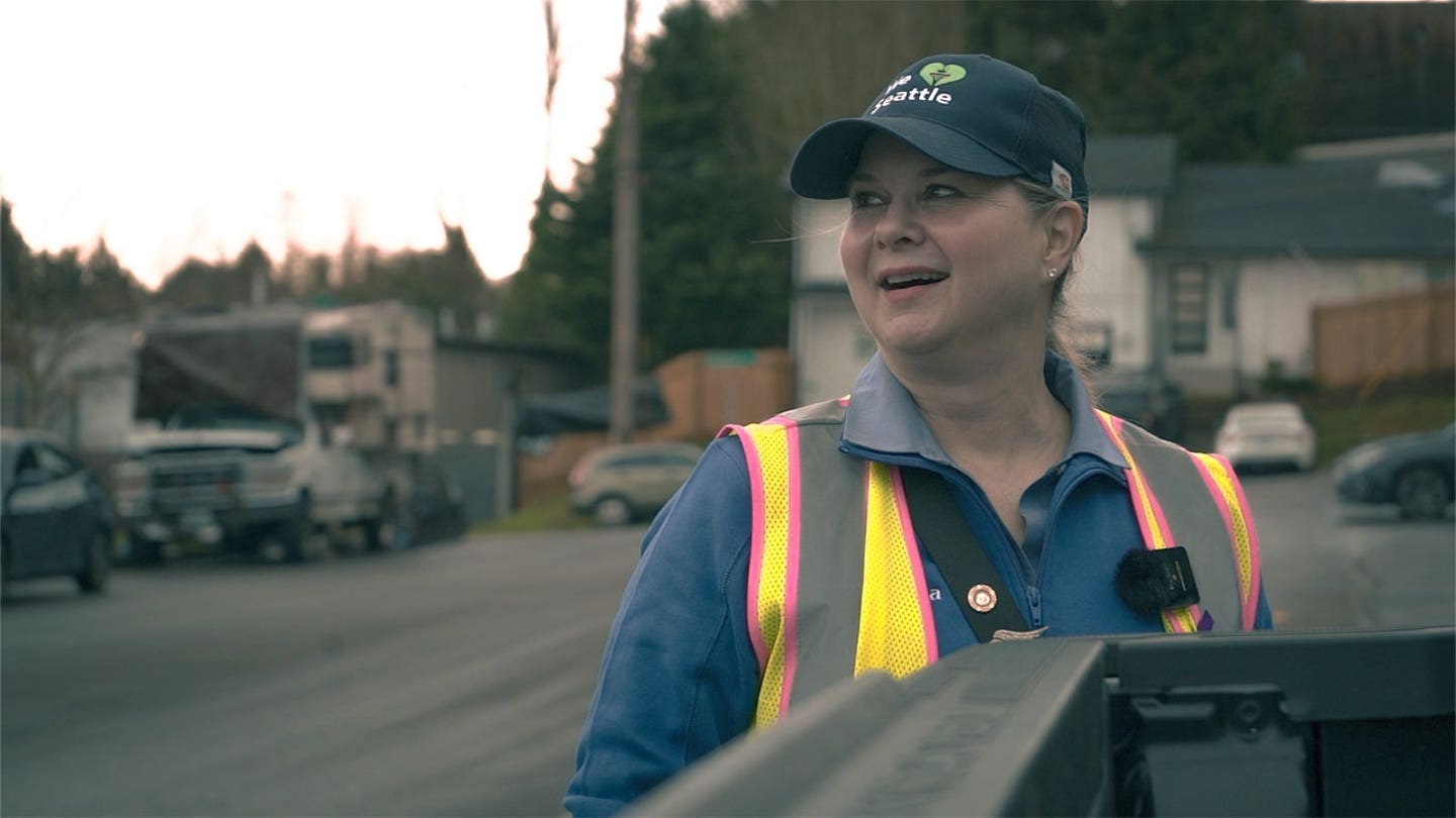 Apakah sosialisme akan menyelamatkan Seattle? Para advokat kota berjuang untuk menemukan solusi saat gelombang gelandangan dan pecandu narkoba membanjiri jalan