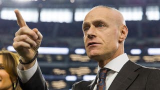 Dan , OutKick, arremete contra el comisionado de la Big 12 por sus payasadas en la rueda de prensa:F--- you