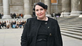 Lena Dunham says her dad didn’t want to be seen voting with her in Obama election