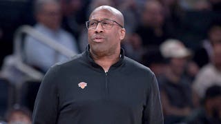 Knicks coach Mike Brown turns reporter's ringing phone into a funny moment during press conference