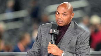 Charles Barkley cringes watching Magic players' awkward pregame handshake on live TV - Fox News