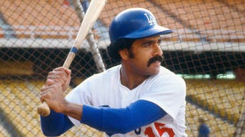 Dodgers mourn Davey Lopes, speedster who swiped 557 bags in long career - Fox News