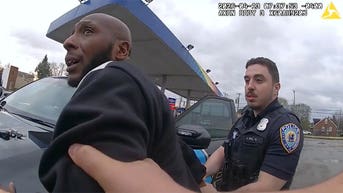 Repeat offender allegedly abducts teen at school bus stop before rescue - Fox News