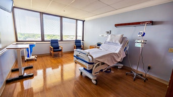 Florida woman finally leaves hospital room after monthslong squat drama - Fox News