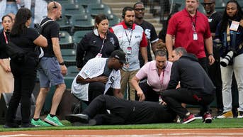 White Sox anthem singer hospitalized after collapsing during Black national anthem - Fox News