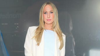 Nikki Glaser turns wardrobe malfunction into comedy gold on 'Live With Kelly and Mark' - Fox News