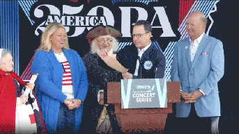 Gov Josh Shapiro narrowly dodges falling backdrop at America250 announcement - Fox News