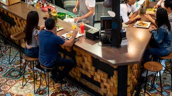 Punta Gorda eatery rallies behind staff caught on camera fighting back against patron - Fox News