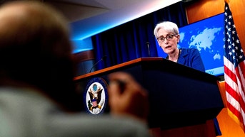 Obama's lead Iran negotiator rips Trump war plan, gets torched by State Dept - Fox News