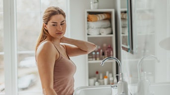 Simple diet change could relieve painful bathroom symptoms, experts say - Fox News
